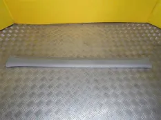 Обшивка стойки Toyota Hilux (2005-2015) 2014 642610K020 2.5 D 2KDFTV