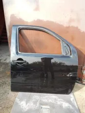 Дверь передняя правая Nissan Navara (D40) 2004-2015 2011 2.5 D YD25DDTI
