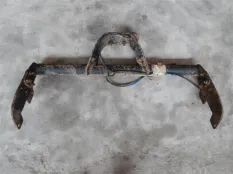 Прицепное устройство (фаркоп) Toyota Hilux (2005-2015) 2009 519050K901 2.5 D 2KDFTV