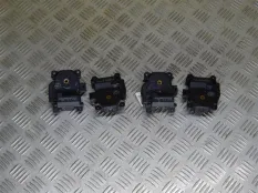 Моторчик заслонки печки Toyota Tundra II (2006-2022) 2007 5.7 I 3URFE