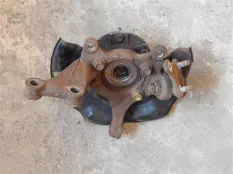 Кулак поворотный левый Toyota Rav 4 (CA40) (2012-2019) 2014 4321242081 2.0 D 1ADFTV