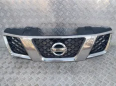 Решетка радиатора Nissan Navara (D40) 2004-2015 2008 2.5 D YD25DDTI