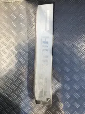 Накладка на порог Toyota Hilux (2005-2015) 2012 3.0 D 1KDFTV