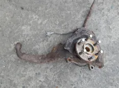 Кулак поворотный правый Nissan Pathfinder (R51M) 2004-2013 2006 40014EB000 ВНЕДОРОЖНИК 2.5 D YD25DDTI