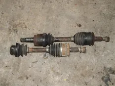 Полуось передняя левая (приводной вал, ШРУС) Mitsubishi L200 (2006-2015) 2010 2.5 D 4D56T