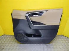 Обшивка двери передняя правая Toyota Rav 4 (XA50) (2018-н.в.) 2020 6761042C90C3 2.5 A25AFXS GIBRID