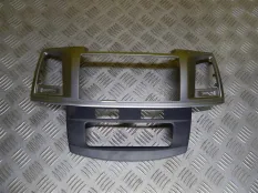 Рамка под магнитолу Toyota Hilux (2005-2015) 2011 3.0