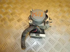 Блок ABS Mitsubishi L200 (2006-2015) 2008 2.5 D 4D56HP