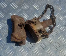 Крепление запаски Toyota Hilux (2005-2015) 2006 519000K051 2.5 D 2KDFTV