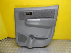 Обшивка двери задняя правая Toyota Hilux (2005-2015) 2006 2.5 D 2KDFTV