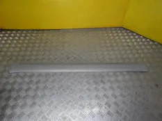 Обшивка салона Toyota Hilux (2005-2015) 2009 642610K010 2.5 D 2KDFTV