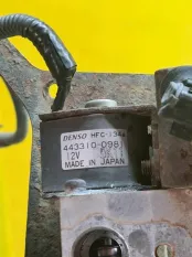 Клапан отсекающий Toyota Hilux (2005-2015) 2009 4433100981 2.5 D 2KDFTV