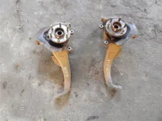 Кулак поворотный правый Nissan Navara (D40) 2004-2015 2008 40014EB000 2.5 D YD25DDTI