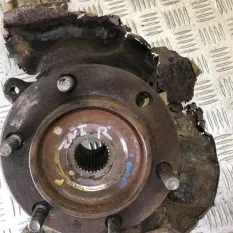 Кулак поворотный левый Toyota Hilux (2005-2015) 2007 3.0 D 1KDFTV