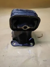 Подушка крепления двигателя Jeep Grand Cherokee (WK) 2004-2010 2007 300AE46535 4.7 I EVD