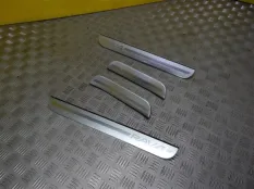 Накладка на порог внутренняя (комплект) Toyota Rav 4 (XA30) (2005-2014) 2008 2.2 D 2ADFTV