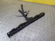 Планка под капот Toyota Hilux (2005-2015) 2007 3.0 D 1KDFTV