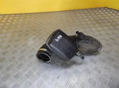 Патрубок воздушного фильтра Nissan Navara (D40) 2004-2015 2008 2.5 D YD25DDTI