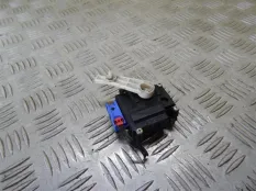 Моторчик заслонки печки Toyota Land Cruiser 200 (2008-2021) 2008 4.5 D UZJ200