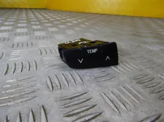 Кнопка Toyota Land Cruiser 200 (2008-2021) 2008 4.5 D UZJ200