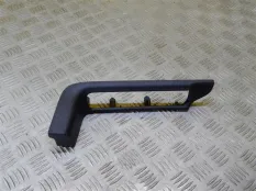 Пластик салона Toyota Land Cruiser 200 (2008-2021) 2008 5883260020 4.5 D UZJ200