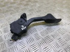 Педаль газа Toyota Hilux (2015-2021) 2021 2.4 D 2GDFTV