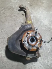 Кулак поворотный левый Nissan Navara (D40) 2004-2015 2008 40015EB000 2.5 D YD25DDTI
