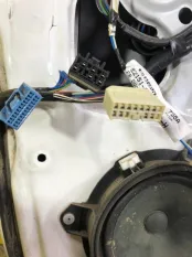 Проводка двери Toyota Hilux (2005-2015) 2012 2.5 D 2KDFTV