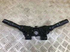 Переключатель подрулевой (стрекоза) Toyota Hilux (2005-2015) 2012 17F653 2.5 D 2KDFTV