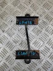 Крепление аккумулятора Mitsubishi L200 (2006-2015) 2007 2.5 D 4D56