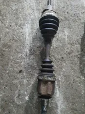 Полуось передняя правая (приводной вал, ШРУС) Nissan Navara (D40) 2004-2015 2005 39100EB300 2.5 D YD25DDTI