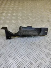 Дефлектор радиатора Nissan Navara (D40) 2004-2015 2007 F97227A07 2.5 D YD25DDTI