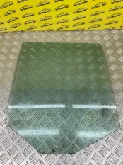 Стекло двери задней правой Land Rover Freelander II (2006-2014) 2007 2.2 D 224DT