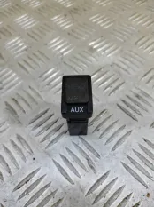 Разъем AUX / USB Toyota Rav 4 (XA30) (2005-2014) 2009 2.4 I 2AZFE