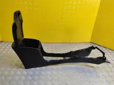 Подлокотник Toyota Hilux (2015-2021) 2019 2.4 D 2GDFTV