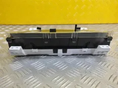 Щиток приборов (приборная панель) Toyota Hilux (2015-2021) 2019 2.4 D 2GDFTV