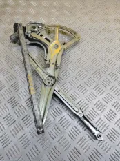 Стеклоподъемник передний правый Toyota Hilux (2005-2015) 2007 2.5 D 2KDFTV