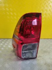 Фонарь задний левый Toyota Hilux (2015-2021) 2019 2.4 D 2GDFTV