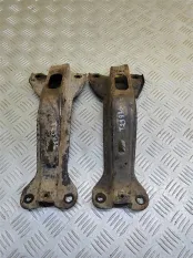 Кронштейн крепления балки подвески Toyota Hilux (2005-2015) 2007 2.5 D 2KDFTV