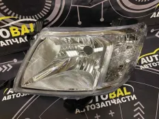 Фара левая Toyota Hilux (2005-2015) 2012 811500K440