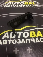 Кронштейн переднего бампера Toyota Hilux (2005-2015) 2012 525330K050