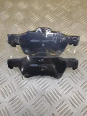 Тормозные колодки передние Chrysler Voyager IV (2000-2007) 2002 V1013803AD