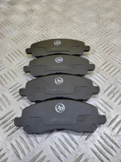 Тормозные колодки передние Dodge Caliber I (2006-2012) 2006 68035576AA