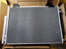 Радиатор кондиционера Toyota Hilux (2005-2015) 2011 884600K010