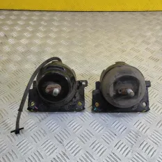 Подушка крепления двигателя Toyota Land Cruiser Prado 150 (2009-2023) 2014 1236130141 3.0 D 1KDFTV