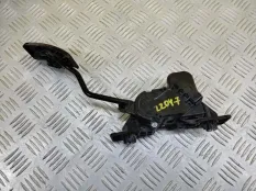 Педаль газа Mitsubishi L200 (2006-2015) 2012 MR992932 ПИКАП 2.5 D 4D56