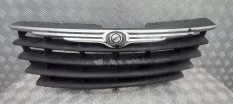 Решетка радиатора Chrysler Voyager IV (2000-2007) 2002 2.5 D CRD R425