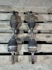 Полуось передняя левая (приводной вал, ШРУС) Toyota Hilux (2005-2015) 2012 3.0 D 1KDFTV