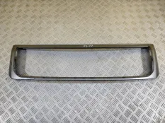 Молдинг решетки радиатора Land Rover Freelander II (2006-2014) 2014 2.2 D 224DT