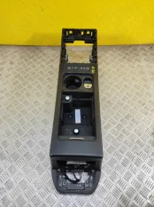 Подлокотник Land Rover Freelander II (2006-2014) 2014 2.2 D 224DT